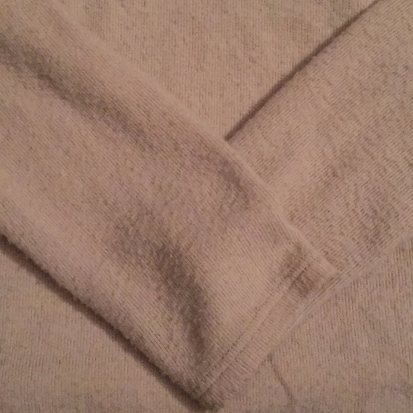 Open Shoulder Sweater - Picture 4 of 5